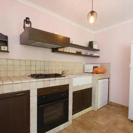 Seaside House With A Swimming Pool Pasadur, - 15847 Vikendica *